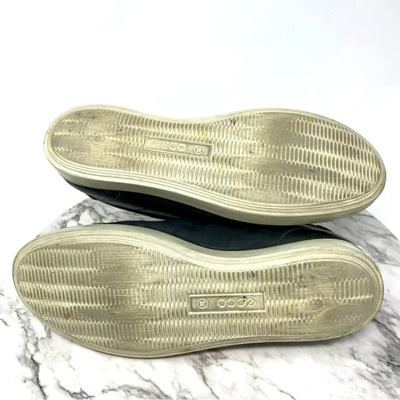 Ecco Soft Leather Low Top Comfort Sneaker Black Charcoal Gray 8-8.5 Casual - Picture 8 of 12